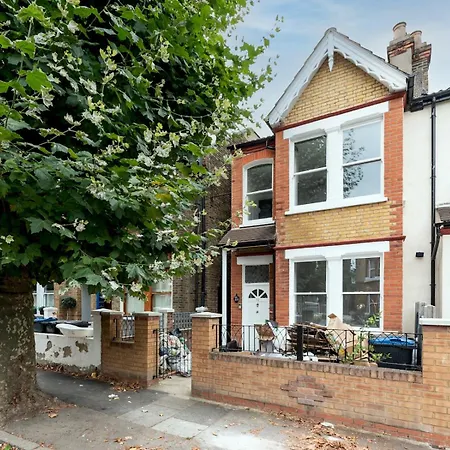 Stylish Newly Renovated Large With Garden Pass The Keys * London