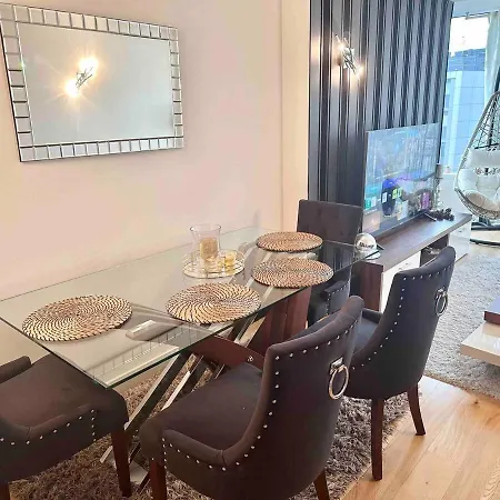 Modern Next To And Harlington Station Apartamento Hayes (Greater London)