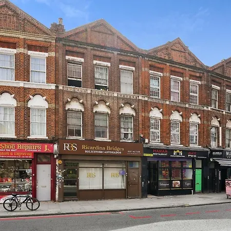 Apartment Modern Comfy And 5 Star Location Doublebeds
