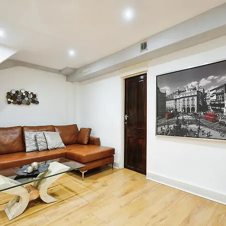 Modern Comfy And 5 Star Location Doublebeds * London