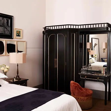 Nomad Hotel 5*