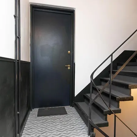 Apartment Two Adjacent Luxurious 1 Bed
