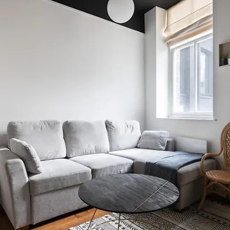 Apartment Two Adjacent Luxurious 1 Bed