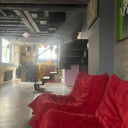 New York Loft Style Apartment *
