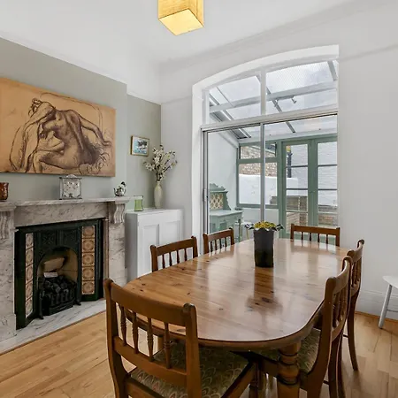 度假居 Pass The Keys Elegant Getaway House In Vibrant Clapham Juction *
