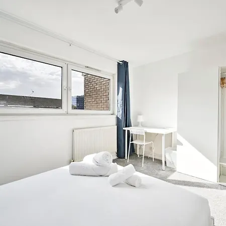 Apartamento Guestready - Lovely Townhouse In West Kensington Londres
