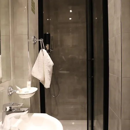 Hotel Reem London