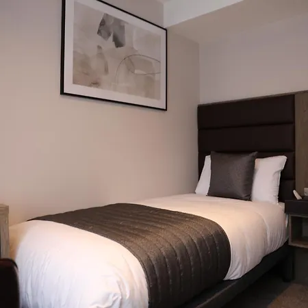 Reem Hotel 3*