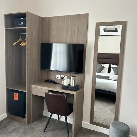 Reem Hotel