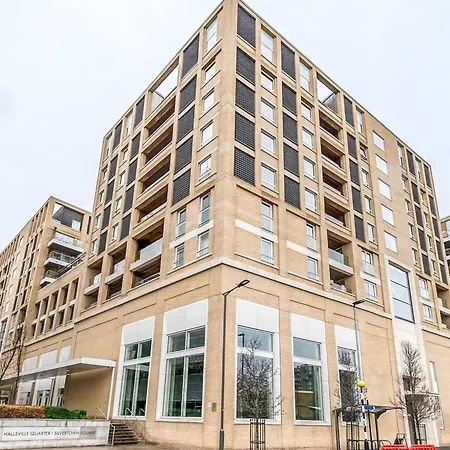 Canning Town Pied-a-terre *