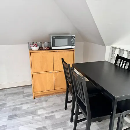 Studio Ensuite Newbury Park London Ilford