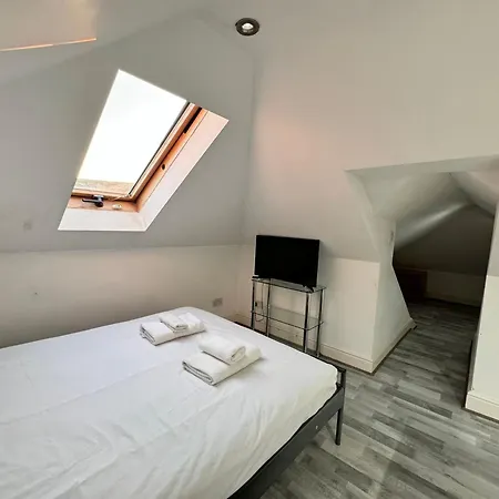 Guest house Studio Ensuite Newbury Park London Ilford