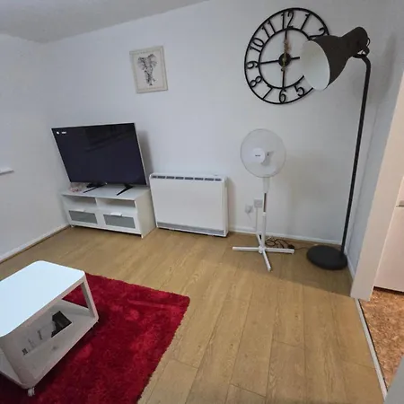 Holiday home Emerald With Triple A Star Proximity London