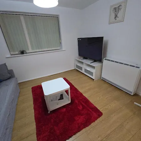 Holiday home Emerald With Triple A Star Proximity London