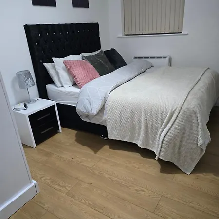 Emerald With Triple A Star Proximity Holiday home