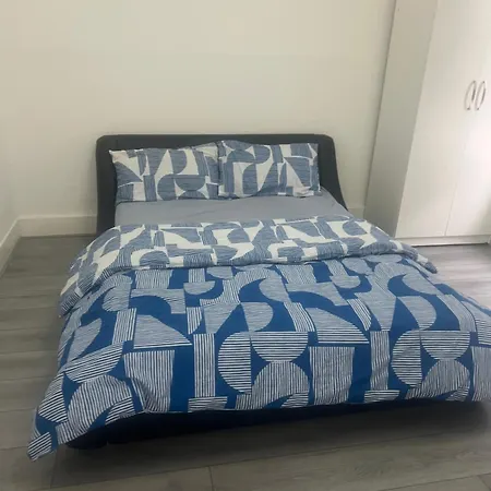 Rivers Hostel Bromley
