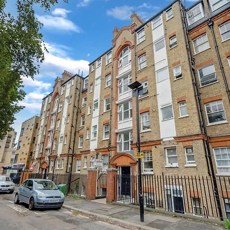 Ultimate Base - 1bd Flat, Perfect For Oasis, Coldplay, West End דירה *