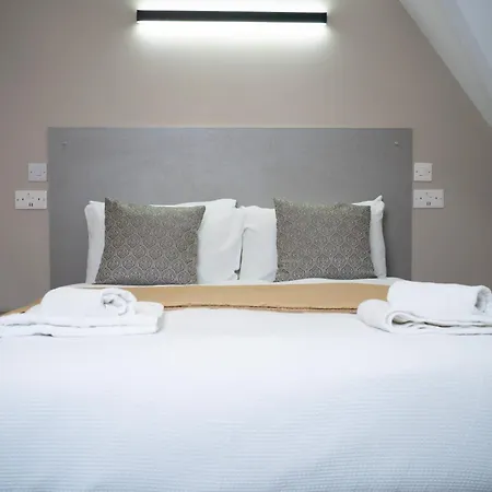 Paragraph Palmers 4* Palmers Green