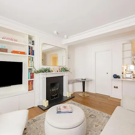 Luxury 3-bed Pavilion Road *