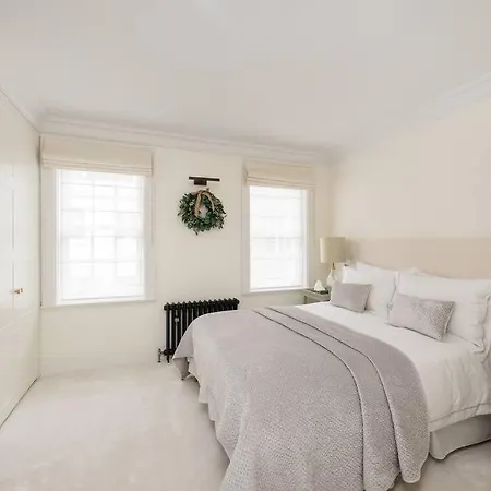 Luxury 3-bed Pavilion Road