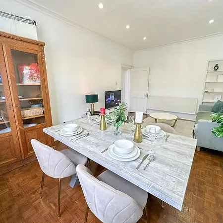 Apartment Stylish 2-bedroom Near Abbey Road, Maida Vale *