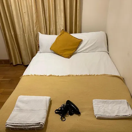 Holiday home Mackenzie London