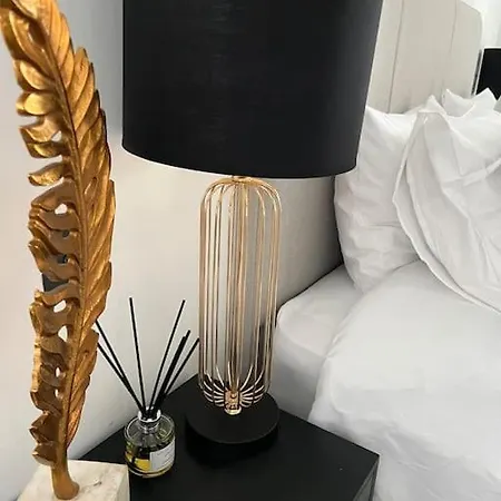 Apartment Modern 2 Bed Flat At Battersea