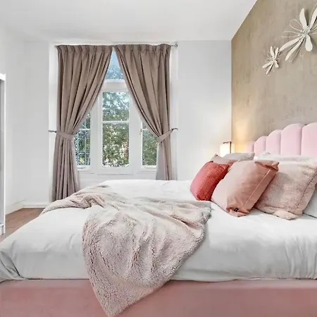 Majestic 2-bedroom Flat In Knightsbridge-hyde Park Kb70