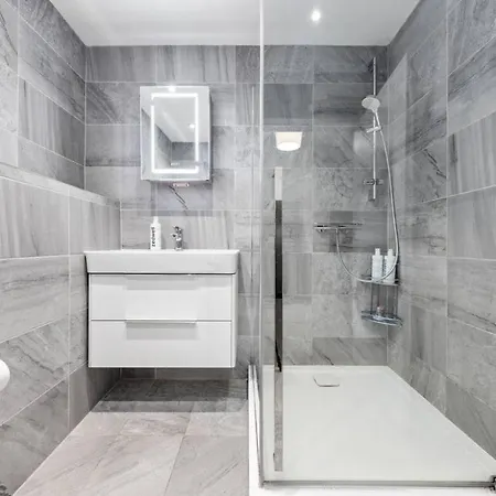 Majestic 2-bedroom Flat In Knightsbridge-hyde Park Kb70 Apartment