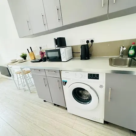 Harrow Road One Bedroom