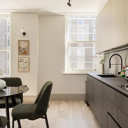 The Brunswick Square Retreat - Glamorous 1bdr Flat Apartment