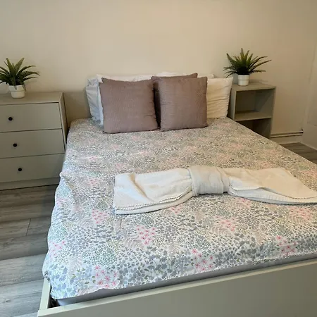 Apartment Old Street 1-bedroom Entire