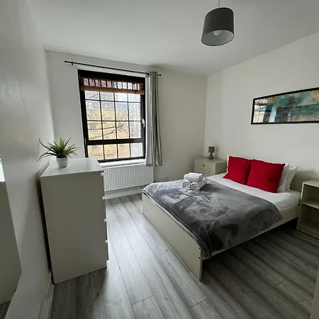 Old Street 1-bedroom Entire