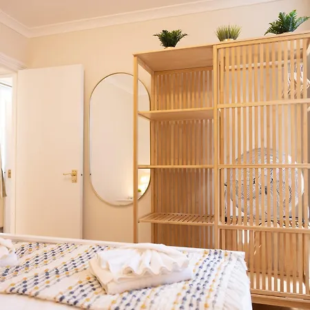 Centre Hideaway 100m From Trafalgar Square דירה לונדון