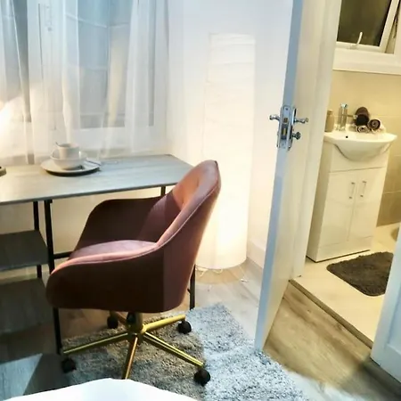 Beautiful Modern Flat - Professional Market 公寓 *