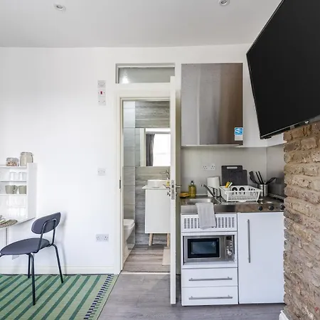 Apartment Green Lanes Studio