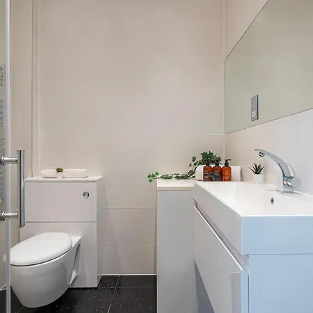 Mayfair Residencies Apartment *