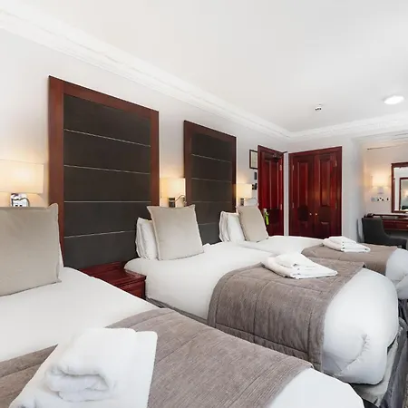 Fitzrovia Hotel 4*