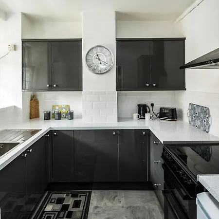 Cosy 3bd For 6 / 6 Beds Londen