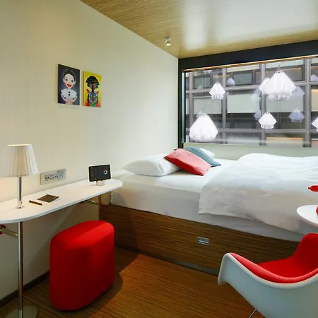 Hotel Citizenm Tower Of 4*