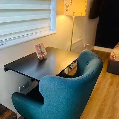 Double Bed In Finchley,north London *