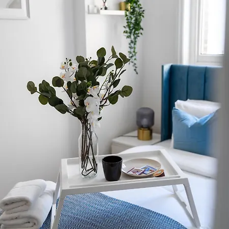 Holiday home 4br 2ba House By Livestay Short Lets & Serviced Near Oxford Circus With 2 Private Patios *