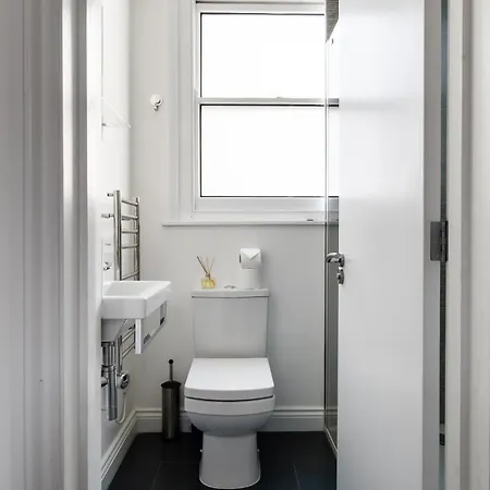 Holiday home 4br 2ba House By Livestay Short Lets & Serviced Near Oxford Circus With 2 Private Patios