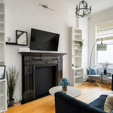 4br 2ba House By Livestay Short Lets & Serviced Near Oxford Circus With 2 Private Patios London