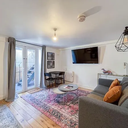 Apartment Stylish Camden B2 London