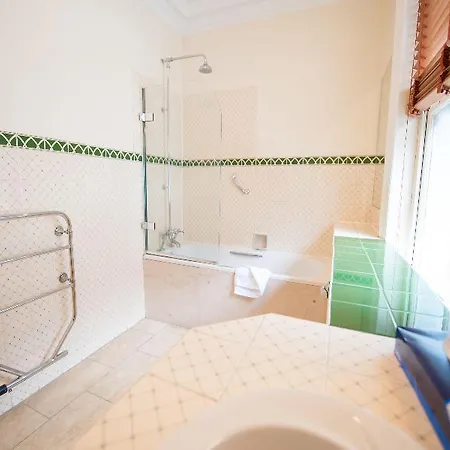Knightsbridge 4*