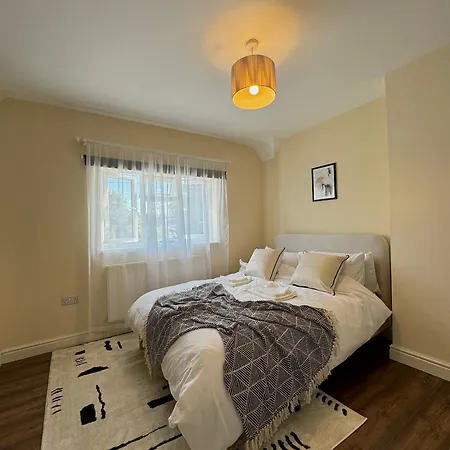 Enyo House London Brentford