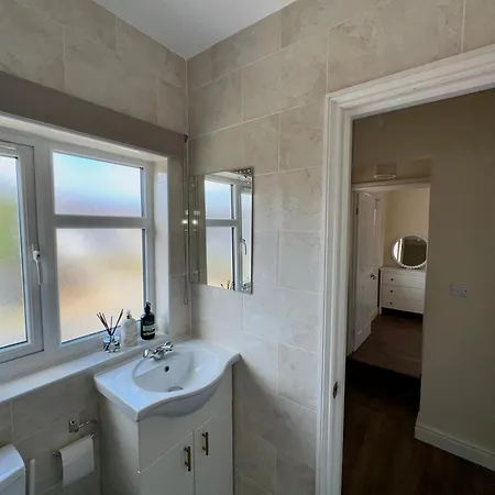 Apartment Enyo House London