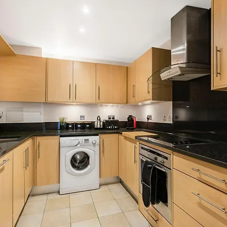 Athera - Hoxton Square 2 Bed, 2 Bath Entire Private * London