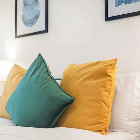 Athera - Hoxton Square 2 Bed, 2 Bath Entire Private